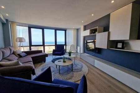 Piso Triplex Con Increibles Vistas Vut2872as * Llanes